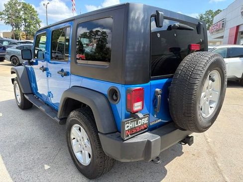 Used 2015 Jeep Wrangler Unlimited Sport w/ Quick Order Package 24S AWD/4WD image 8