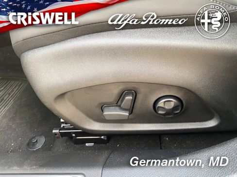 New 2024 Alfa Romeo Tonale Veloce image 21