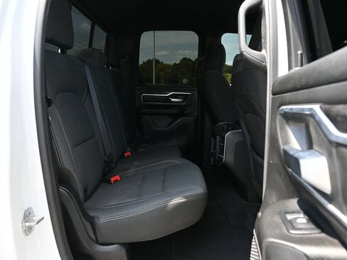 Used 2022 RAM 1500 Big Horn AWD/4WD image 23