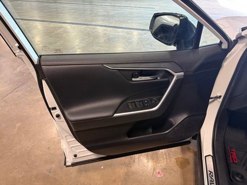 Used 2020 Toyota RAV4 TRD Off-Road w/ TRD Off-Road Weather Package image 11