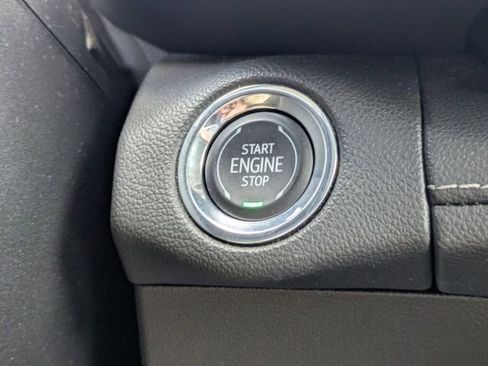 Used 2023 Buick Envision Essence w/ Sport Touring Package AWD/4WD image 36