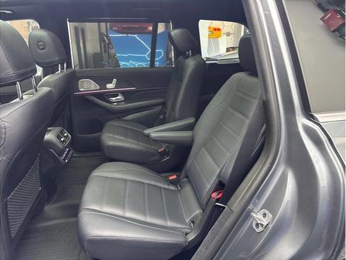 Used 2021 Mercedes-Benz GLS 450 4MATIC image 18