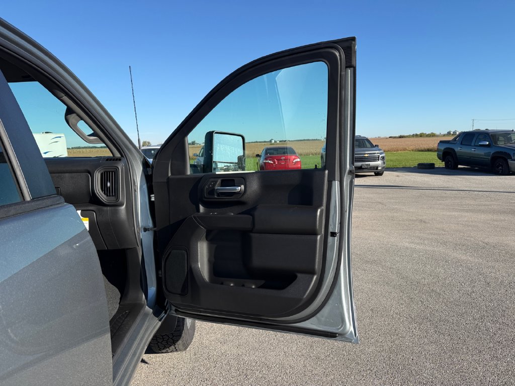 New 2026 Chevrolet Silverado 2500 Custom w/ Custom Value Package AWD/4WD image 40