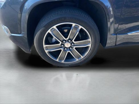 Used 2019 GMC Acadia Denali w/ Technology Package image 11