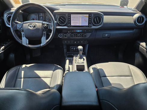 Used 2021 Toyota Tacoma TRD Off-Road AWD/4WD image 16