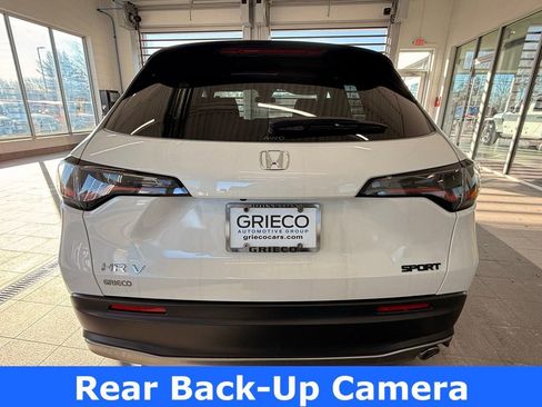 Used 2024 Honda HR-V Sport image 9