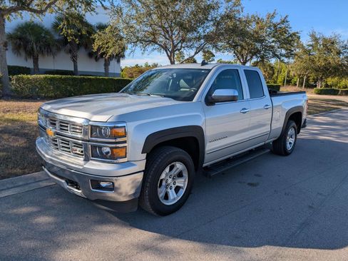 Used 2015 Chevrolet Silverado 1500 LTZ Z71 image 2