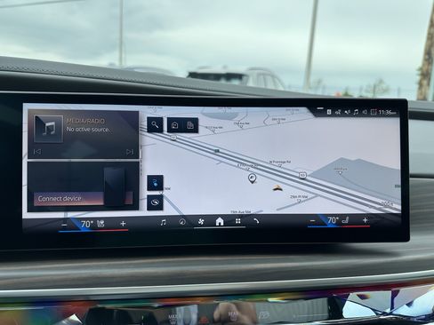 New 2025 BMW i7 xDrive60 image 15