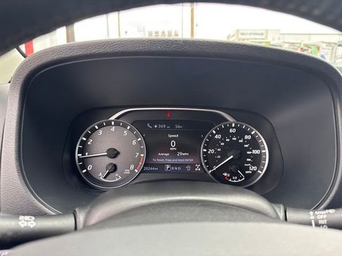 Certified 2024 Nissan Frontier SV w/ SV Convenience Package AWD/4WD image 23