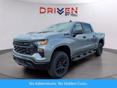 New 2026 Chevrolet Silverado 1500 Custom Trail Boss w/ Turbomax Blackout Package
