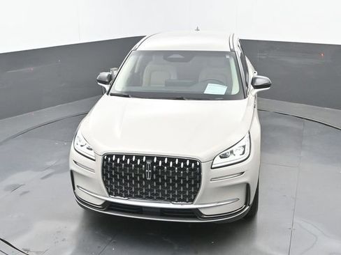 Used 2024 Lincoln Corsair Reserve FWD image 27