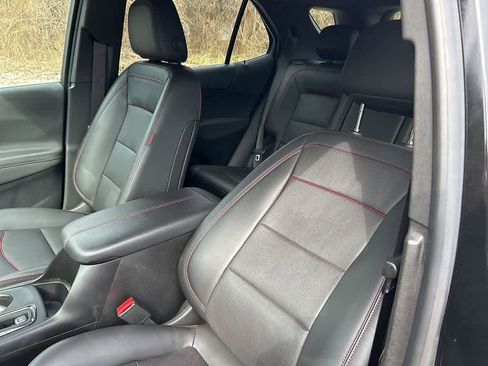 Used 2022 Chevrolet Equinox RS w/ RS Leather Package image 18