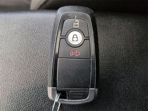 Used 2020 Ford EcoSport SE w/ SE Convenience Package image 38