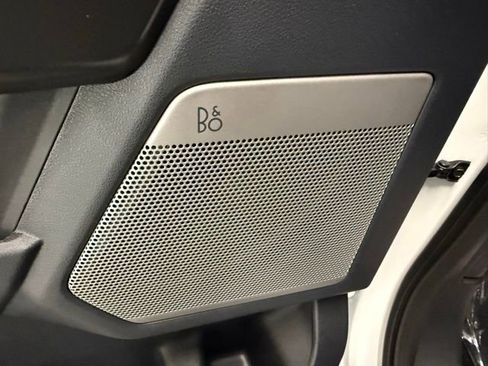 New 2025 Ford F150 Lariat w/ Equipment Group 501A Mid image 15