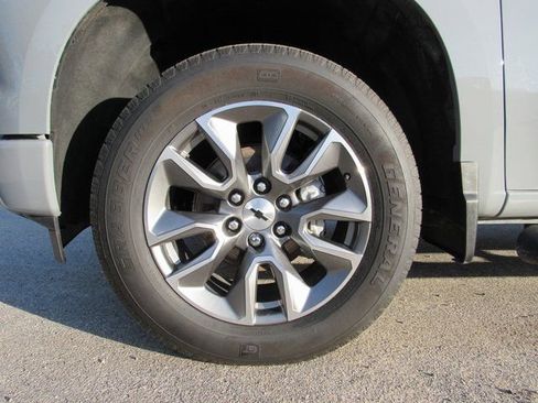 Used 2024 Chevrolet Silverado 1500 RST w/ LPO, Dark Essentials Package image 9