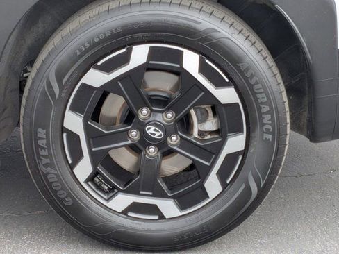 Used 2025 Hyundai Santa Fe SEL AWD/4WD image 13