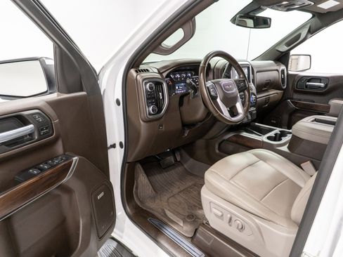 Used 2021 GMC Sierra 1500 SLT w/ SLT Premium Plus Package AWD/4WD image 13