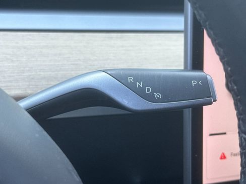 Used 2019 Tesla Model 3 Long Range image 21