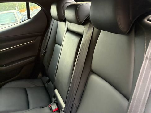 Used 2019 MAZDA MAZDA3 Hatchback w/ Preferred Package FWD image 28