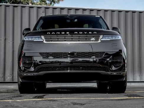 New 2026 Land Rover Range Rover Sport SE AWD/4WD image 5