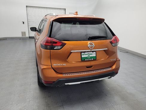 Used 2019 Nissan Rogue SV AWD/4WD image 6