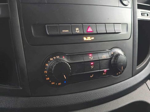 Used 2020 Mercedes-Benz Metris image 46
