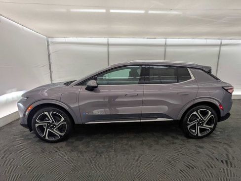 New 2026 Chevrolet Equinox EV LT image 3