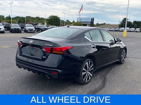 Used 2022 Nissan Altima 2.5 Platinum image 3