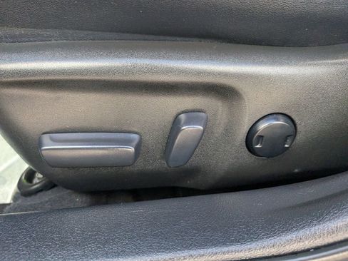 Used 2016 Toyota Camry XSE w/ Moonroof Package image 15