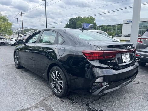 Certified 2024 Kia Forte LXS w/ LXS Technology Package FWD image 3