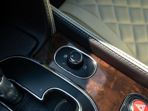 Used 2017 Bentley Continental GT image 47