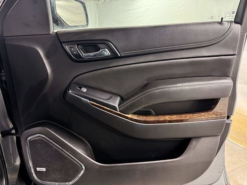 Used 2018 Chevrolet Tahoe LT AWD/4WD image 17