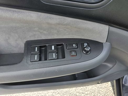 Used 2004 Honda Accord LX image 12