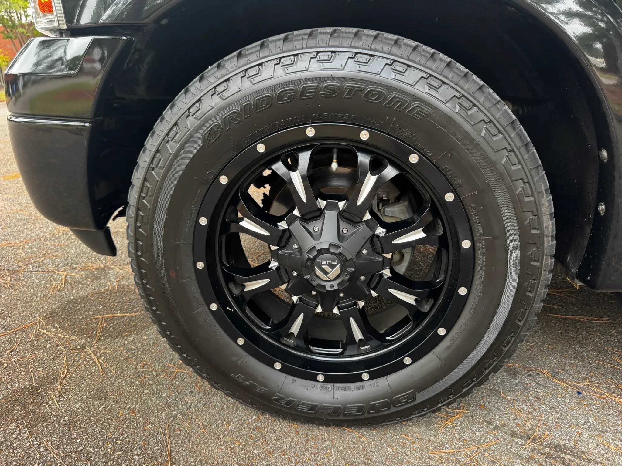 Used 2005 Ford Excursion Limited RWD image 28