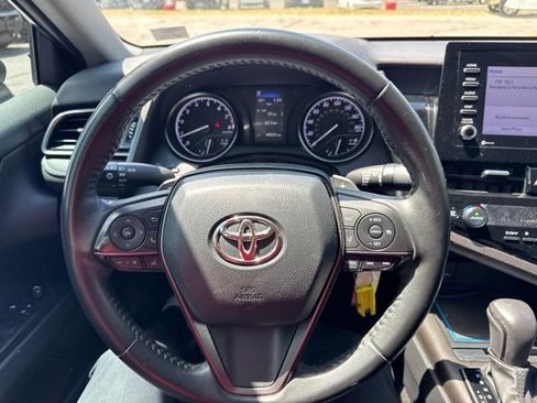 Used 2023 Toyota Camry SE FWD image 16