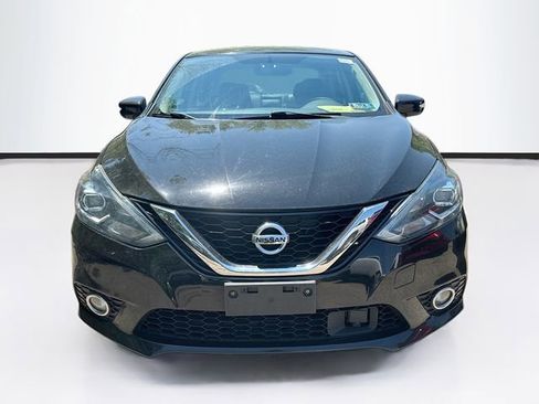 Used 2017 Nissan Sentra SR w/ SR Premium Technology Package FWD image 2