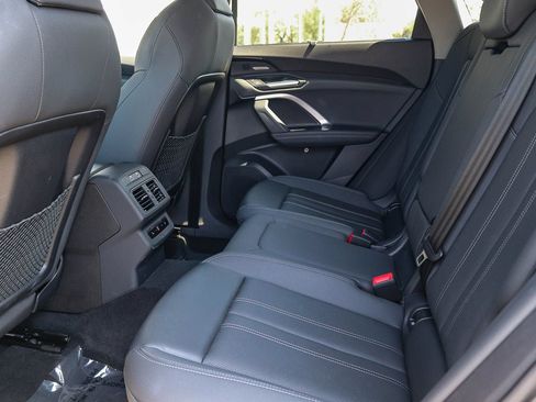 Certified 2025 Audi Q5 Prestige AWD/4WD image 18