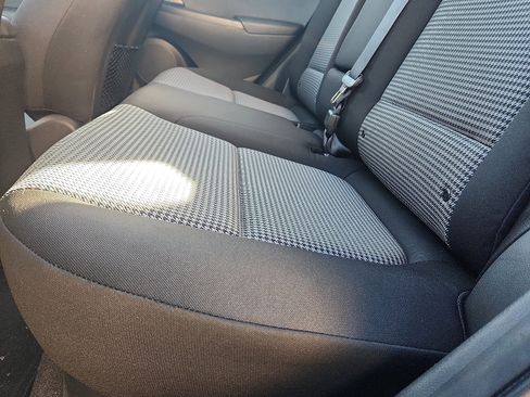 Used 2021 Hyundai Kona SE image 26