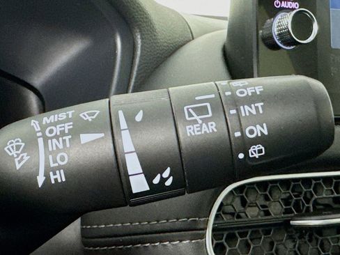 Used 2026 Honda HR-V EX-L image 16