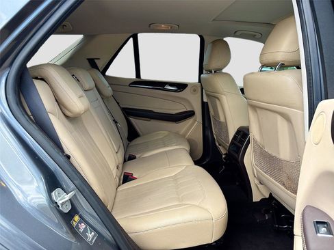 Used 2017 Mercedes-Benz GLE 350 w/ Premium 1 Package image 30