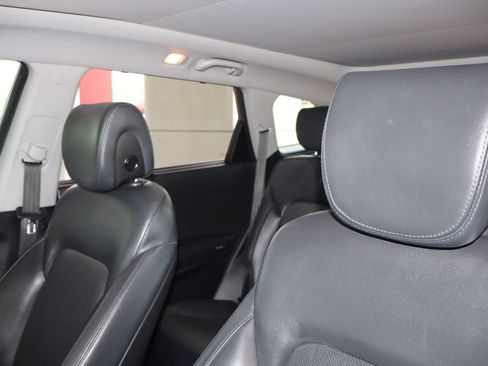 Used 2018 Hyundai Santa Fe Limited AWD/4WD image 18