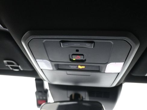 Used 2025 Toyota Tacoma SR RWD image 18