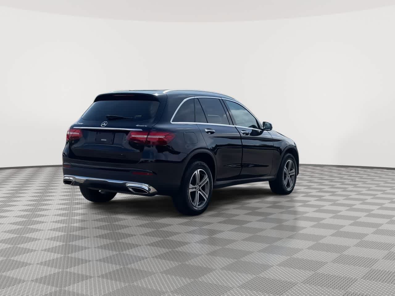 Used 2019 Mercedes-Benz GLC 300 4MATIC image 8