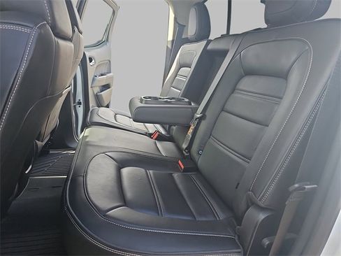 Certified 2022 GMC Canyon Denali image 13