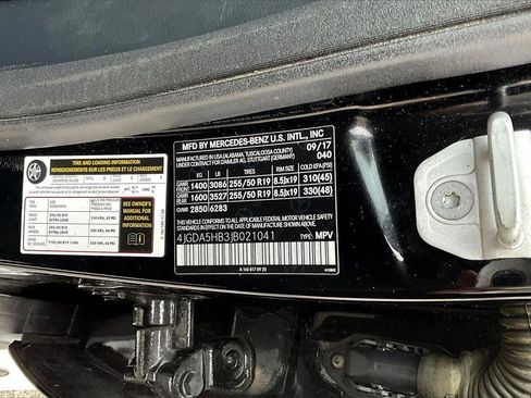 Used 2018 Mercedes-Benz GLE 350 4MATIC w/ Premium 2 Package image 32