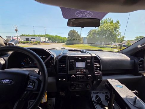 Used 2018 Ford F150 XL w/ Equipment Group 101A Mid RWD image 15
