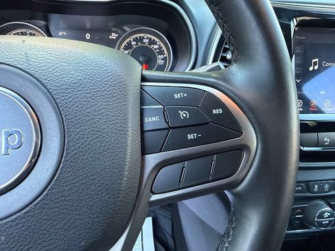 Used 2019 Jeep Cherokee Limited AWD/4WD image 28