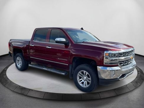 Used 2017 Chevrolet Silverado 1500 LTZ Z71 image 3