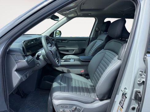 New 2026 Kia EV9 Land image 10