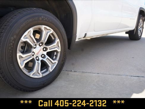 Used 2025 GMC Sierra 1500 SLT RWD image 9